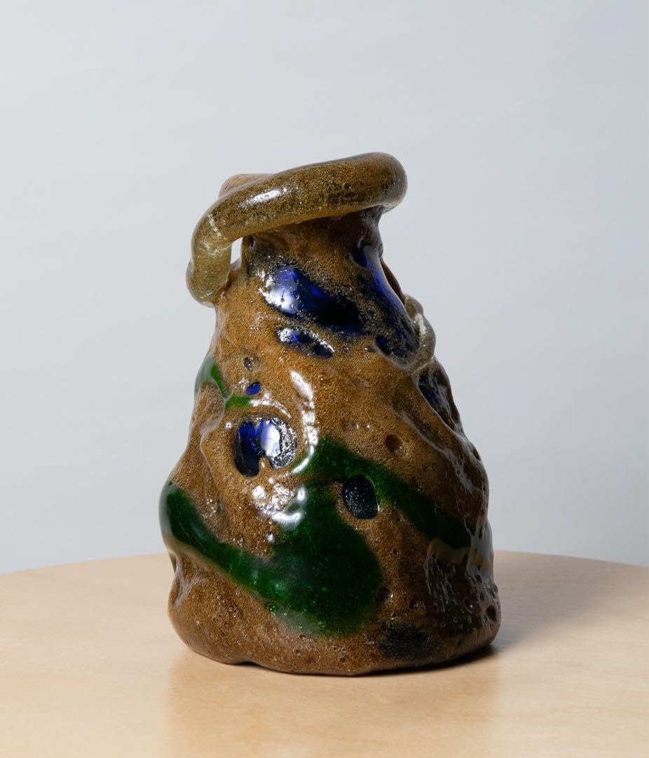 骨董　琉球ガラス　工芸ガラス　現代の名工　稲嶺盛吉　淡緑茶　臙脂色　角型　花瓶 Amazon.co.jp: 現代の名工 稲嶺盛吉 茶泡筒花器 琉球ガラス : ホーム