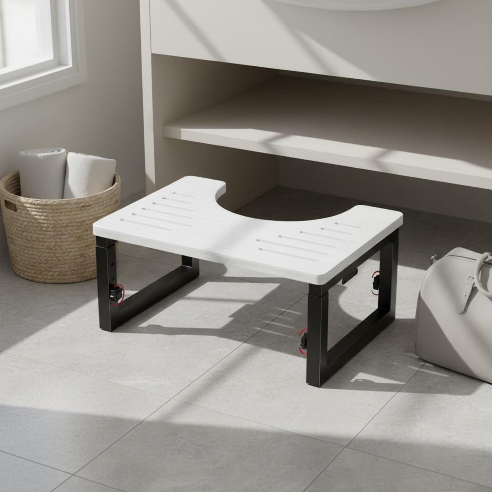 Sgabello Pieghevole per WC Sgabello da Toilette Poggiapiedi per Bagno Pedana Regolabile in Legno E Acciaio Chiusura Rapida Stoccaggio Ordinato Postura, Nero
