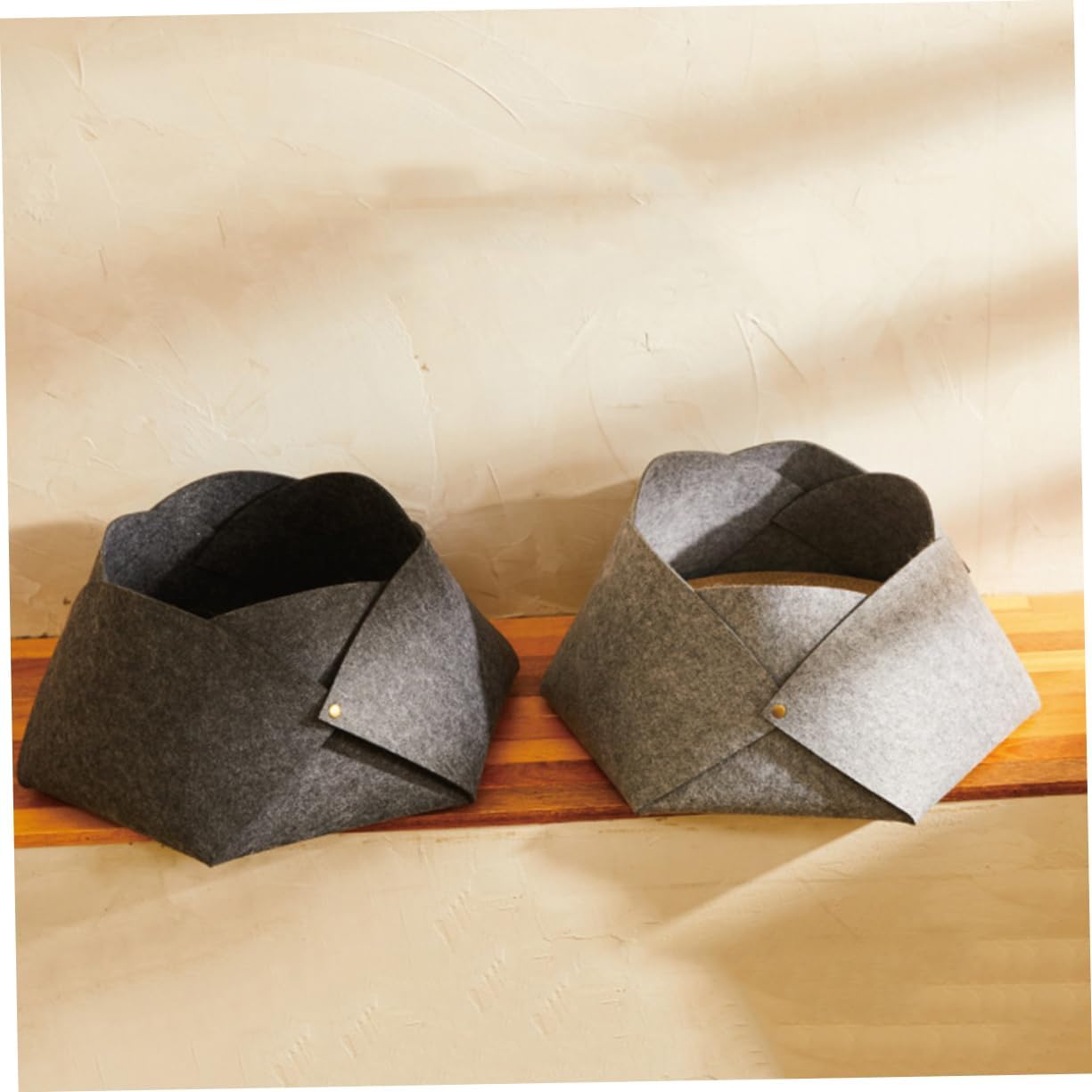 Creative Flower Petal Shaped Cat House Dark Grey Felt Nest for Cats Durable Soft Four Seasons Sleeping Bed Easy