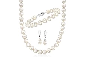 Exquisite Pearl Jewelry Set: Adorn in Timeless Elegance