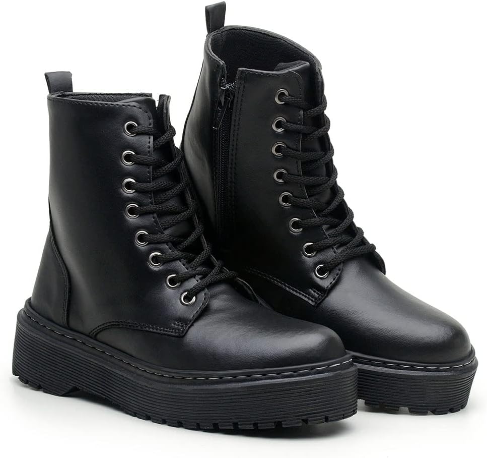 Bota Coturno Feminino Tratorada Plataforma em promoção! Veja a oferta e mais achadinhos de Botas Hoje é o melhor dia para comprar Bota Coturno Feminino Tratorada Plataforma com aquele preço maroto! Promoção! Aproveite a oferta!