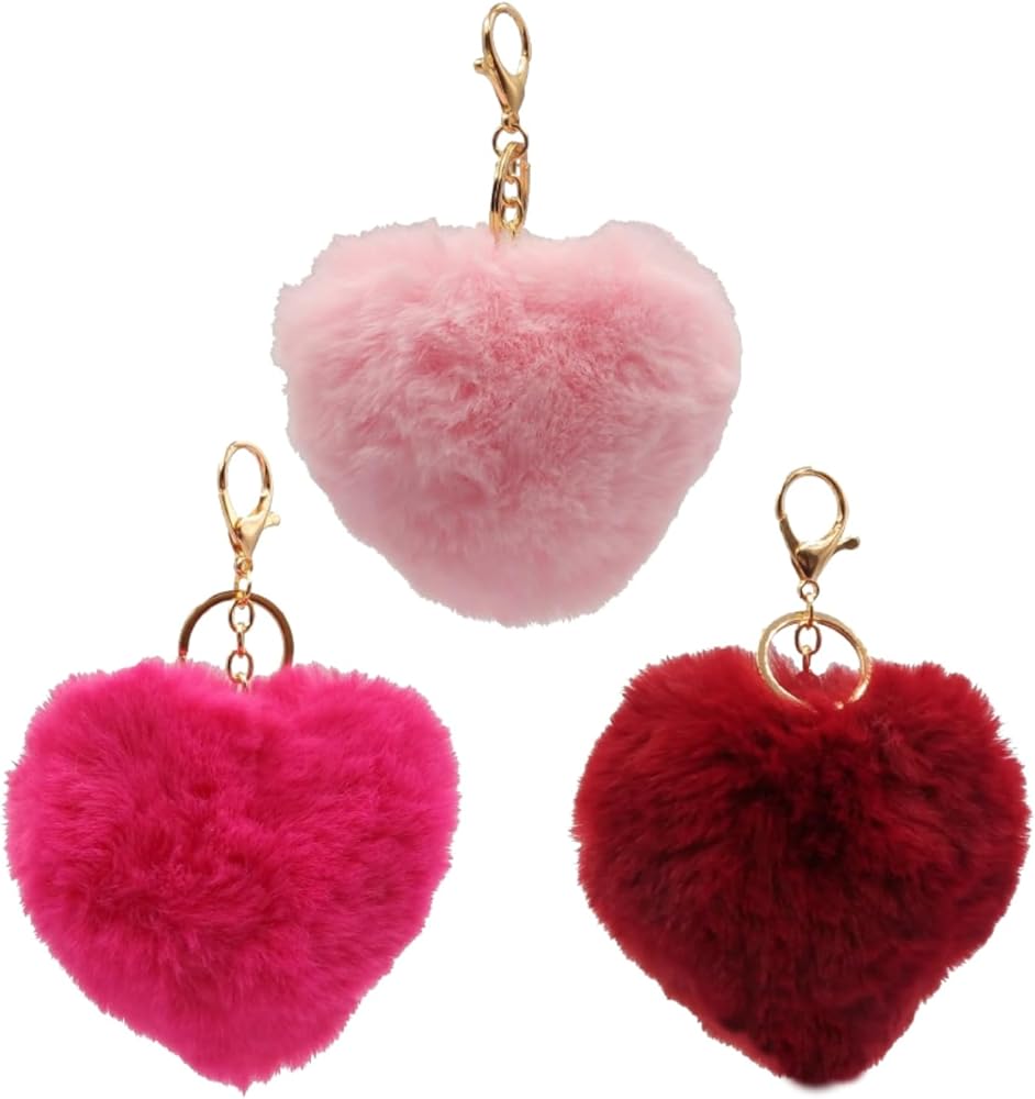 フェンディ ハート ファー　ポンポン　バッグチャーム キーホルダー フェンディ ハート ファー ポンポン バッグチャーム