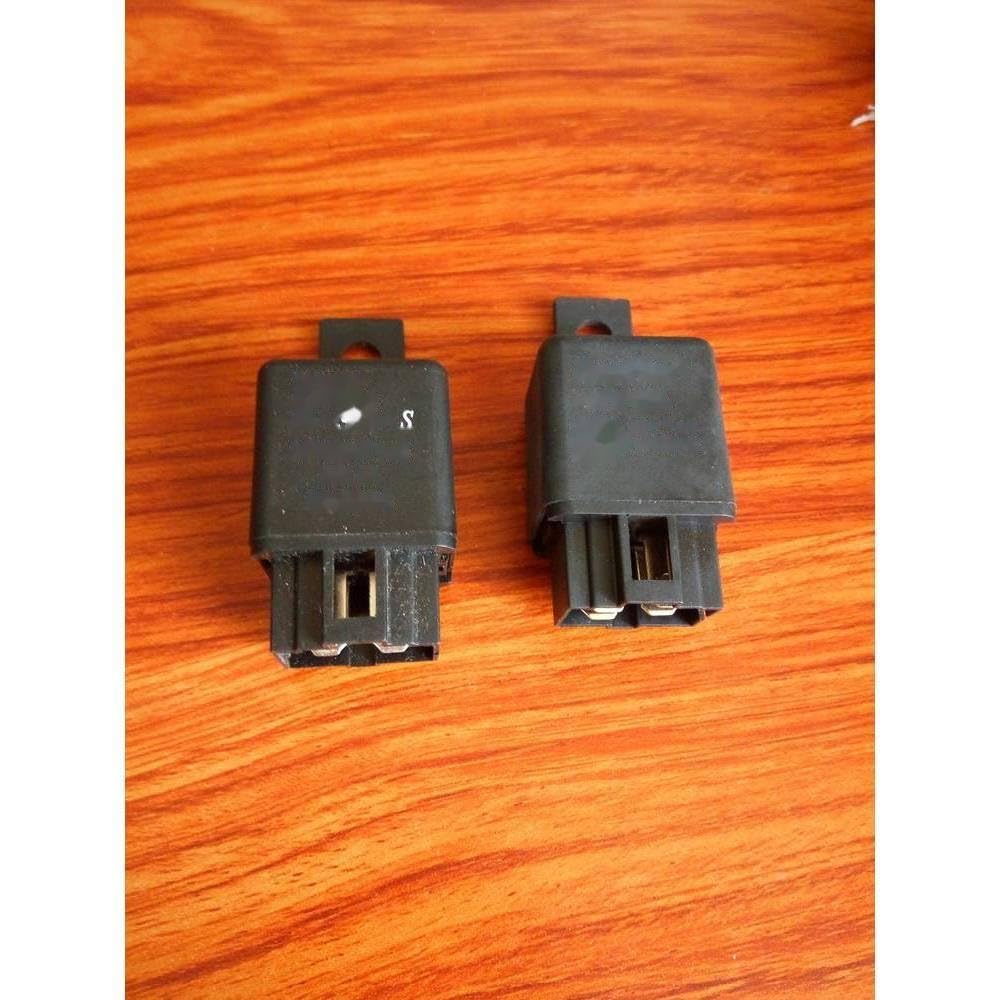 12V/40A zastępuje całkowicie YL-388-S YL-388-S-12VDC YL-388-S-DC12V przekaźnik samochodowy.