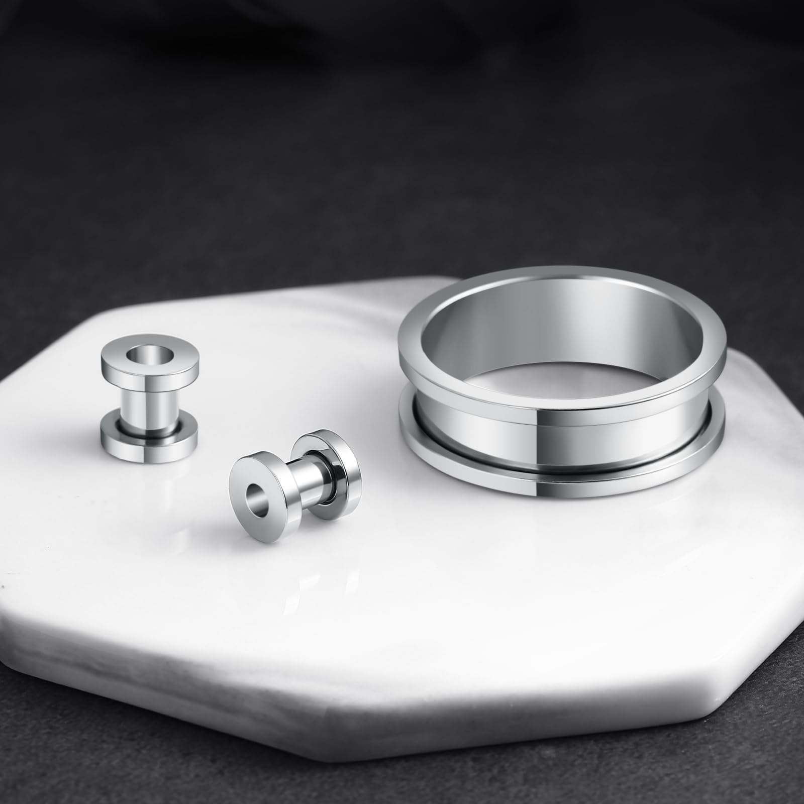 2 Pezzi Plug Dilatatore Orecchio, Flash Tunnel Acciaio Chirurgico Cerchio Argento Dilatatore Plug 1.6mm Piercing Gioiello