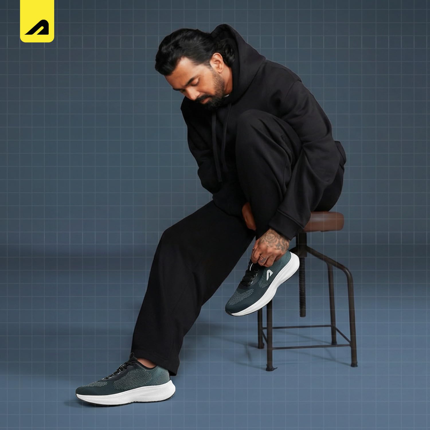 Boldfit Scarpe da corsa da uomo, scarpe sportive da uomo, antiscivolo, con suola morbida, presa extra, scarpe da corsa, jogging, scarpe da ginnastica regolari per uomo, ragazzi e uomini, nero-bianco,