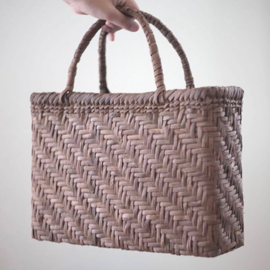 山葡萄かご　バッグ　宮城県産山葡萄使用　裏網代編み Amazon.co.jp: 山葡萄かご バッグ 宮城県産山葡萄使用 裏網代編み