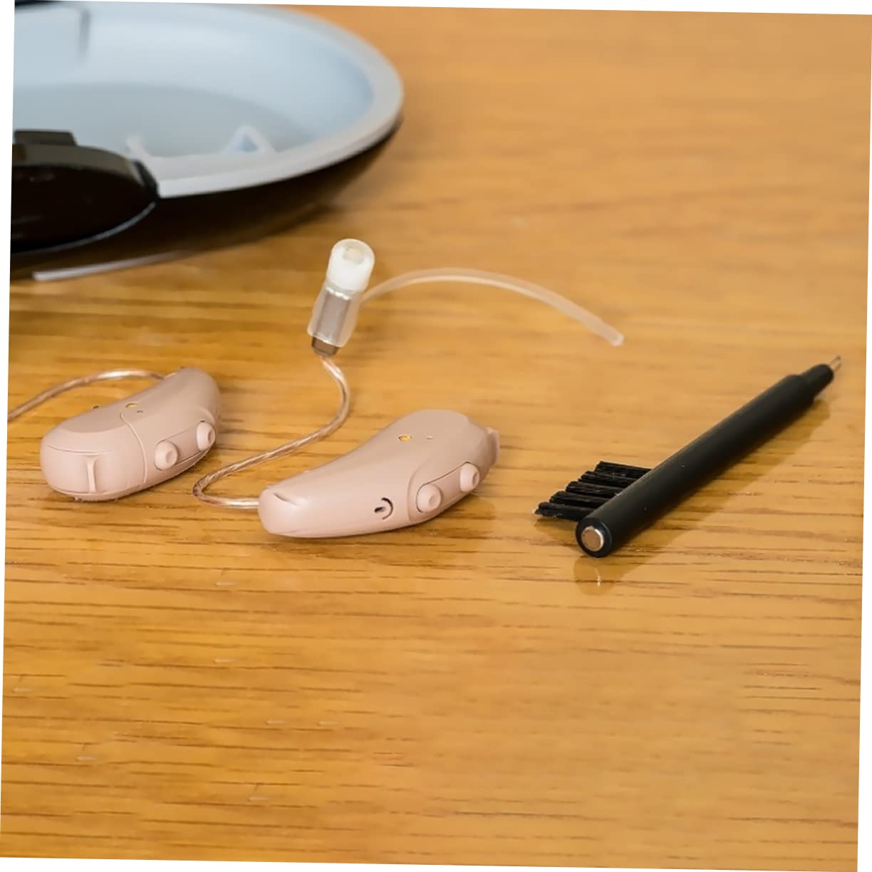 DECHOUS 5juegos Kit De Limpieza para Accesorios De Audición Herramientas Multifuncionales Cepillo y Limpiador De Ventilación para Eliminar Cerumen y Residuos Color Aleatorio