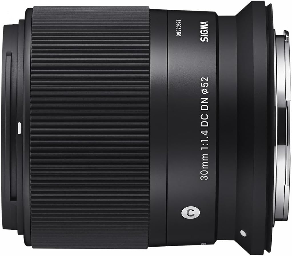 Amazon.com : Sigma 30mm f/1.4 DC DN Contemporary Lens for Canon RF