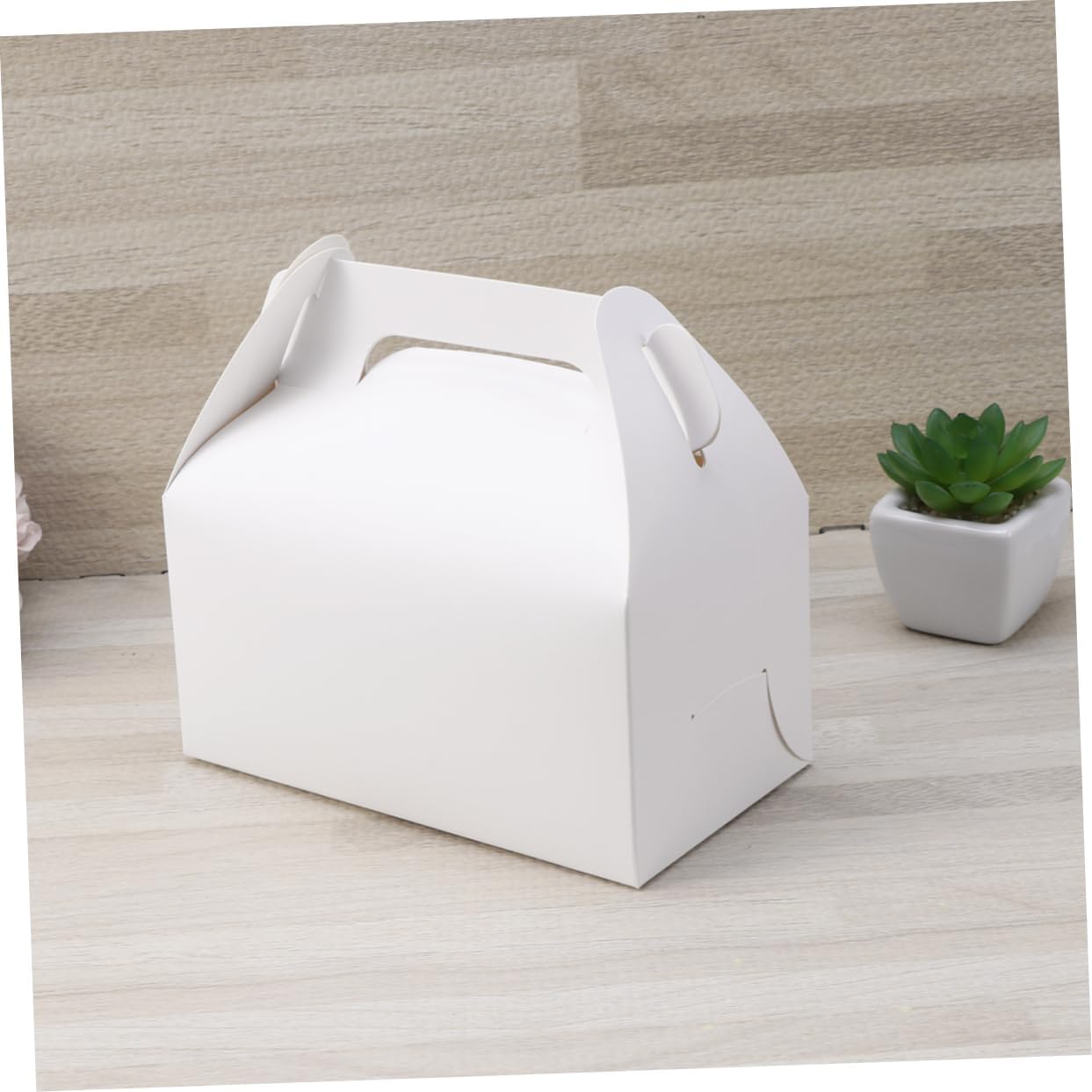 COLLBATH 30pcs Ivory Favor Boxes for Weddings Parties Paper Treat Containers for Candy Cookies and Gifts Decorative Diy Packaging with Handles