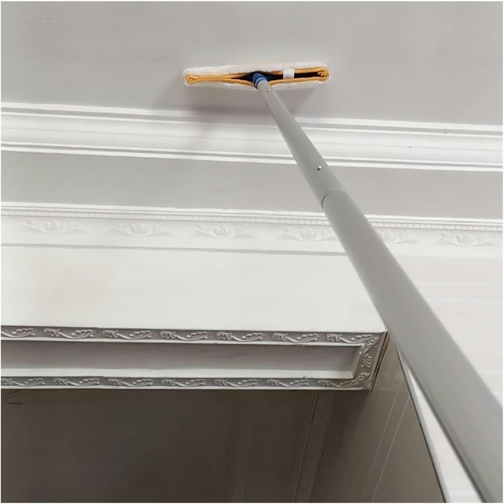 Perche nettoyage vitres 2 en 1 extensible pour un lavage de fenetres sans traces