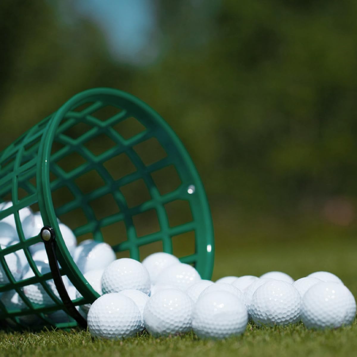 Housoutil 2 Stück Balleimer aus Kunststoff für Golfbälle Multifunktionaler Golfkorb zur Ballaufbewahrung und Einsammeln Beim Golfspielen Grün Fassungsvermögen 50 Bälle