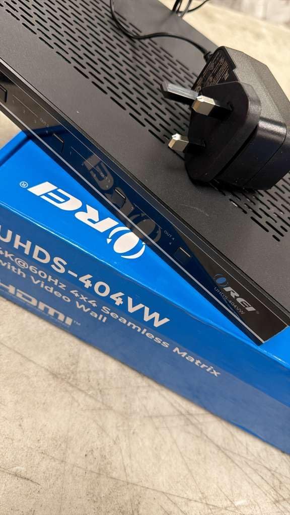 OREI 4K 4x4 Seamless HDMI Matrix Switch Video Wall Controller HDMI Processor Upto 4K 60hz 4:4:4 8-bit - HDMI 2.0, HDCP 2.2, 18 Gbps, Ultra HD 2x2, 1x4, 1x2, 4x1 Remote Control (UHDS-404VW)