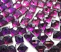 Mosaic Tiles 80 Pieces / 200 g Pack of Crystal Glass Glitter Diamond Mosaic Tile Supplies for Home Decoration, DIY Crafts, Plates, Picture Frames, Flowerpots – 1x1 cm Square Tiles (Red Violet)