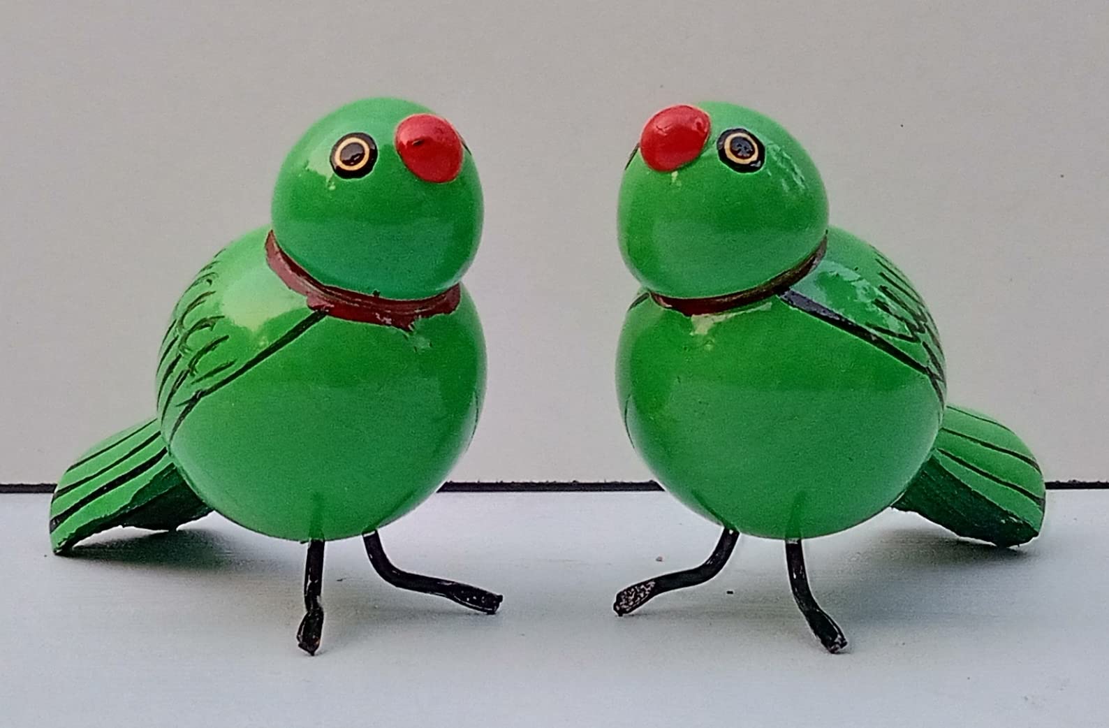 Love Birds (Parrot - Dark Green, 2 Inches)