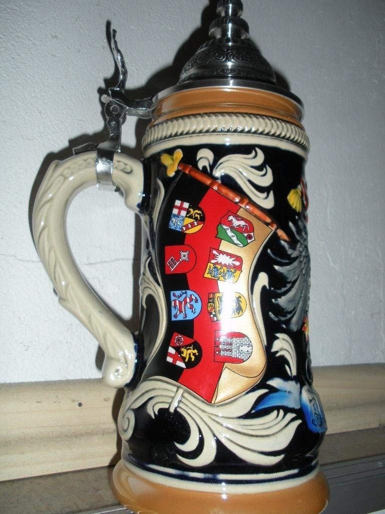 ドイツ製蓋つきビアジョッキ かつてビールは蓋つきのビアマグで飲まれていた!? クラシカルな
