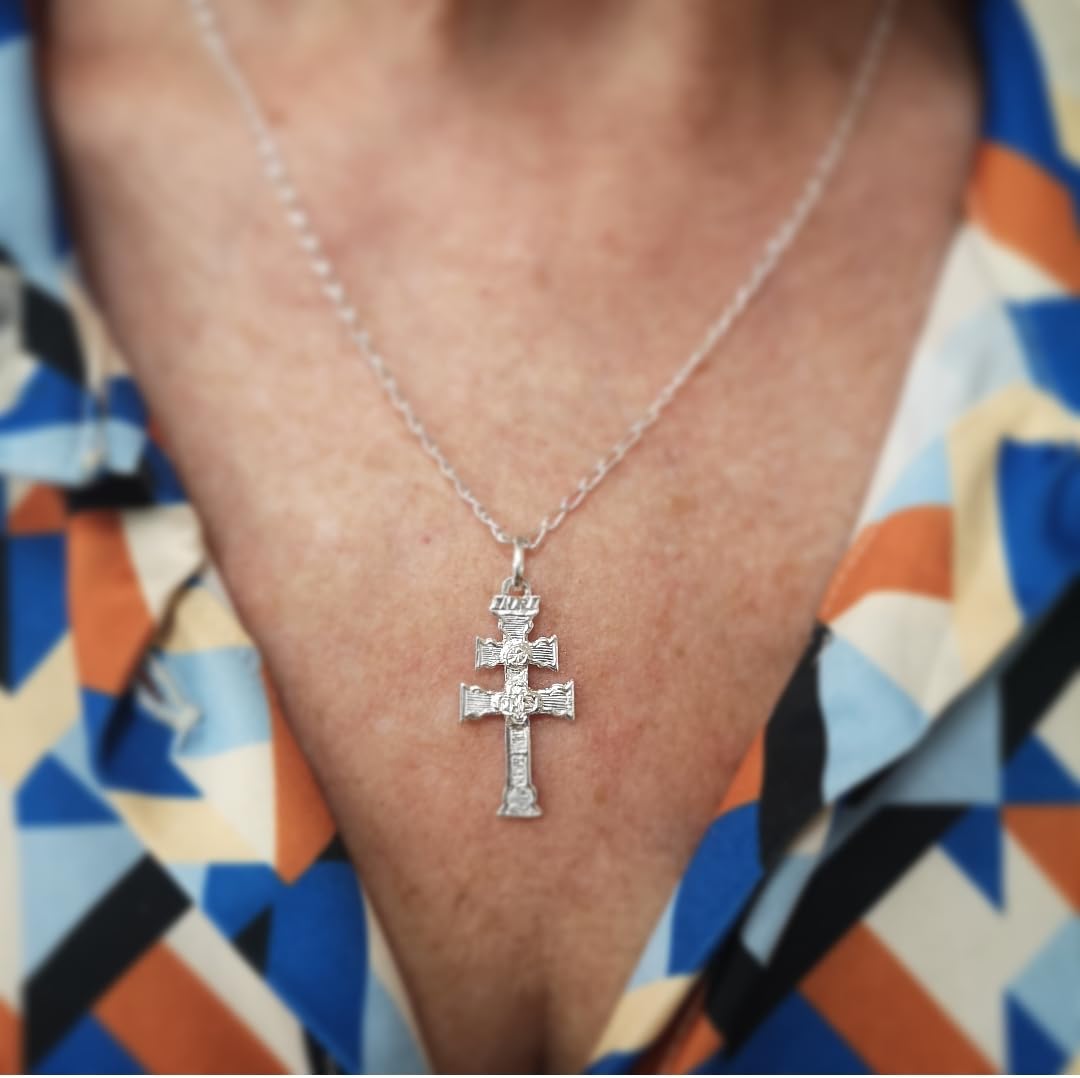 Cruz de Caravaca Plata 925 - Réplica exacta - Bendecida en Caravaca - Collar completo Unisex - Talla Universal - Regalo ideal - Belleza, Fe y Espiritualidad - Incluye Oración de Protección