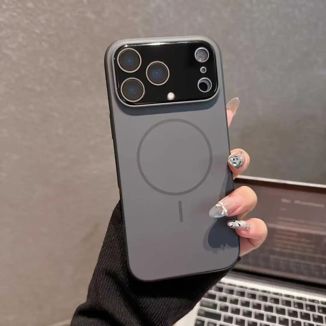 Custodia Liquid Comfort Touch per iPhone 17, con ampia finestra in vetro e chiusura magnetica (per iPhone 17/nero)