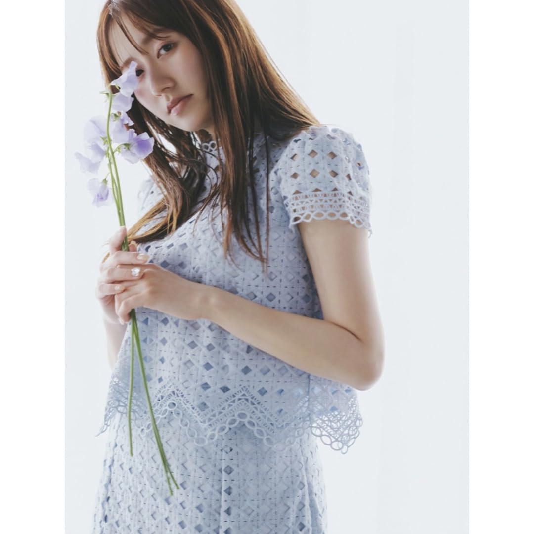 セルフォードツイストレースブラウス