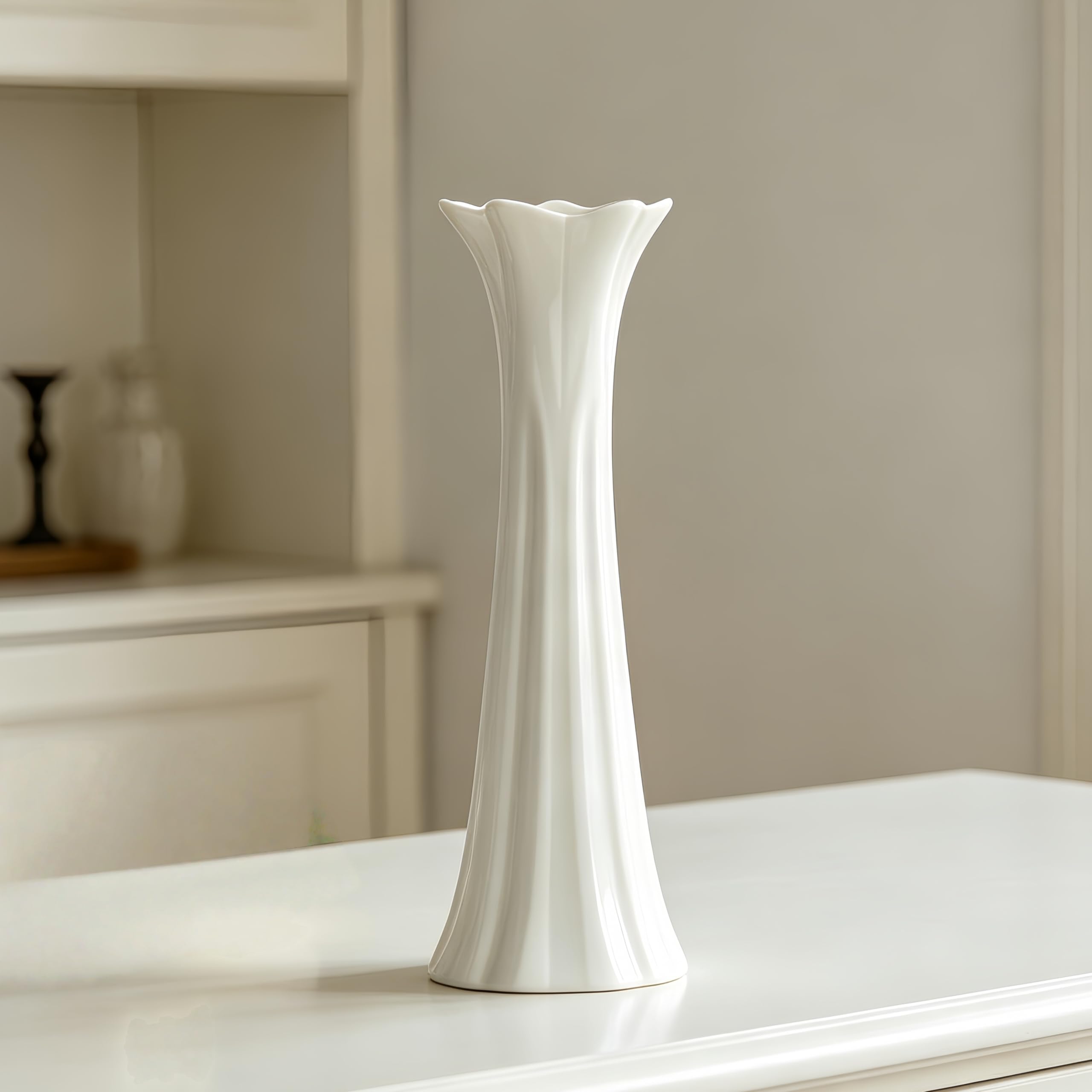 Vase en céramique blanc pour centre de table de salon élégant