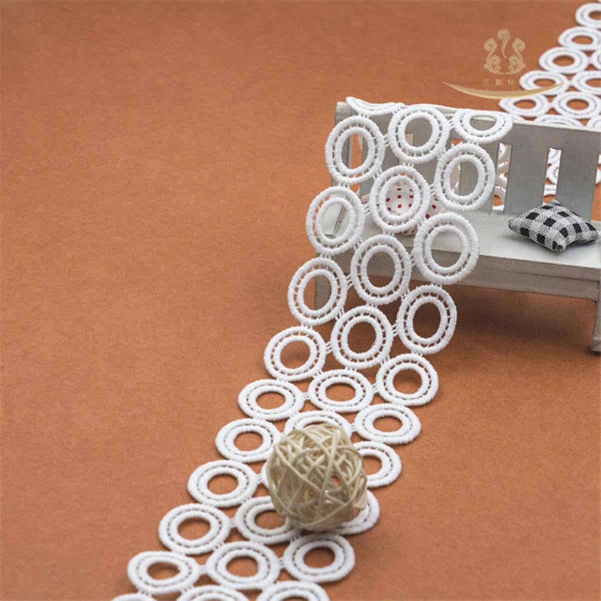 Vêtements Couture Tissu 1Yards Blanc Couleur DIY Cercle Garniture Lait Ruban De Soie Brodé Dentelle Tissu Accessoires Faits À La Main Artisanat-Blanc,5 Yards