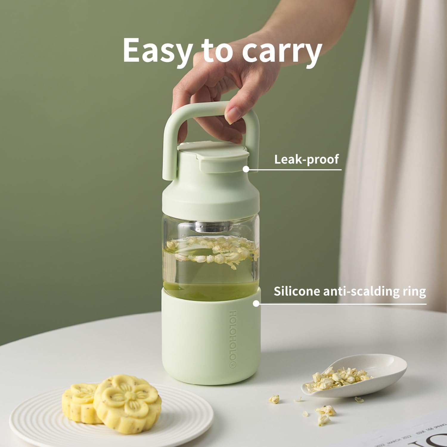 HOLOHOLO Glass Water Bottle with Quick Flip Lid, Borosilicate Water Glass Bottle with Handle, Leak-Proof, Tea Separation, Anti-Scalding Silicone Sleeve, Green, 22oz