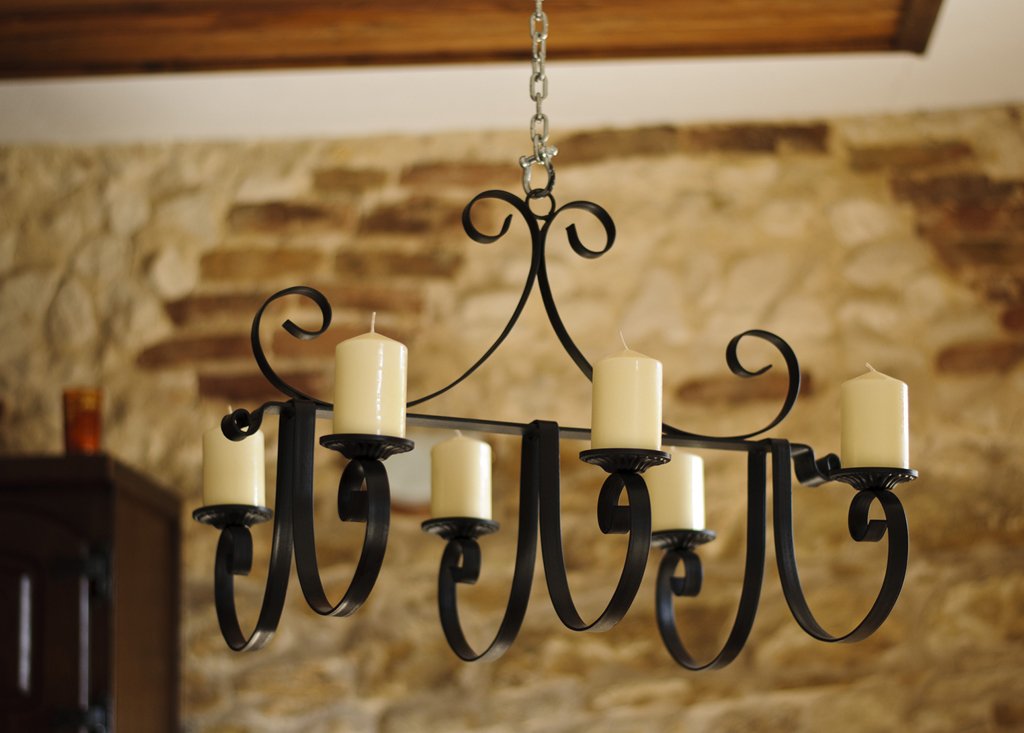 DanDiBo Kronleuchter Schloss 60cm Kerzenhalter Kerzenständer Hängeleuchter aus Metall