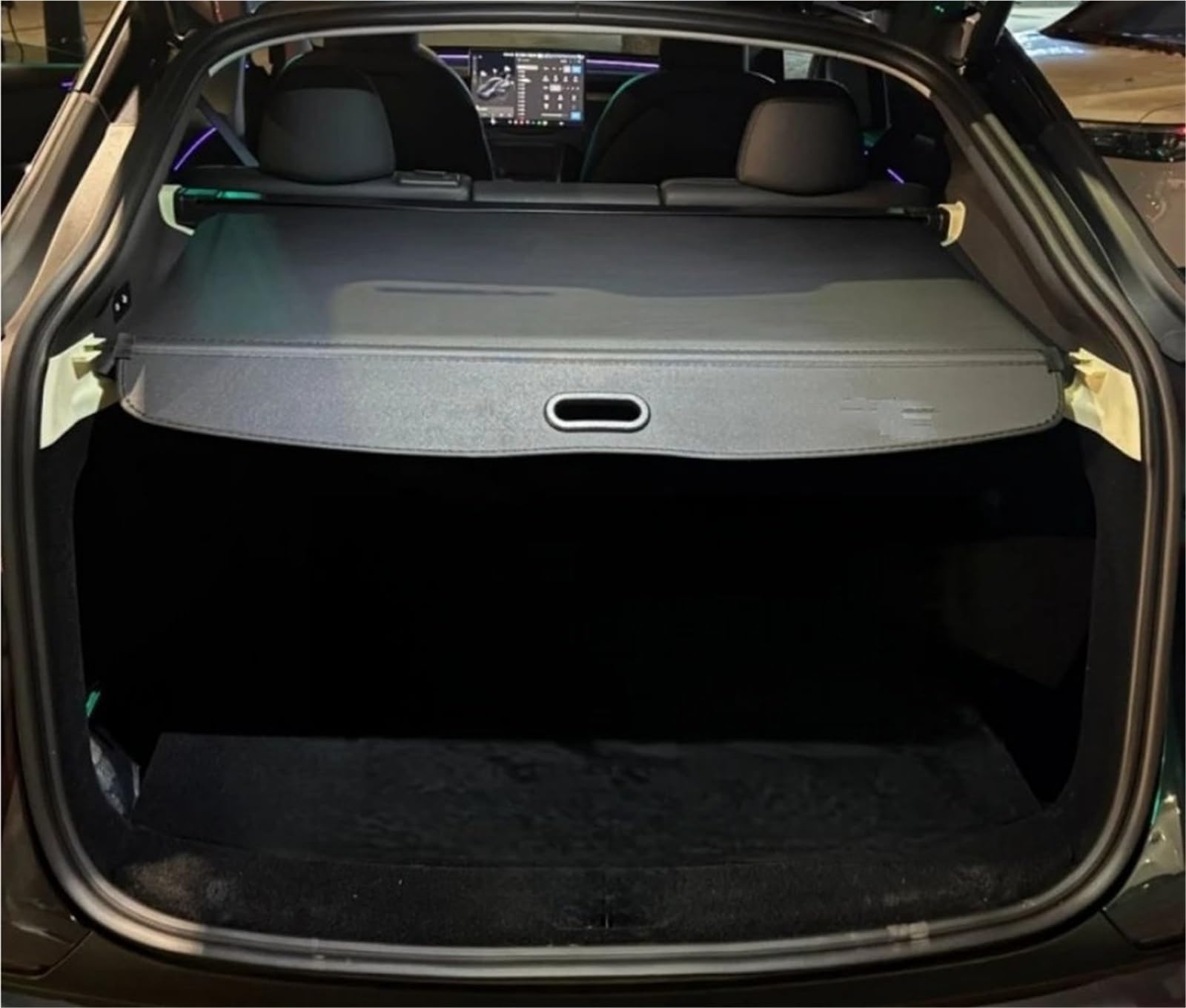 Frachtabdeckungen Einziehbare Gepäckraumabdeckung Für Tesla Model Y Juniper 2025 Kohlefaser