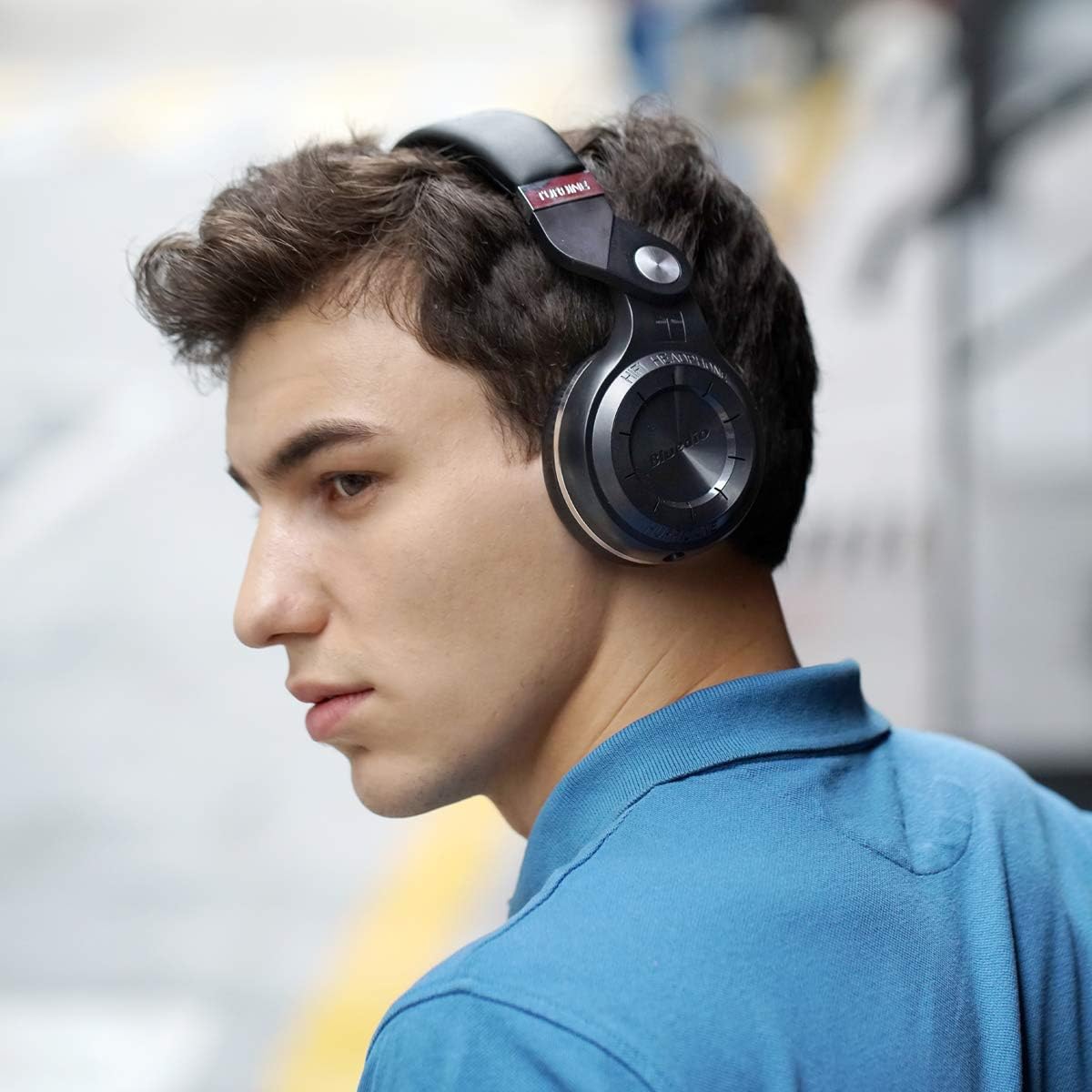 Bluedio Bluetooth Headphones Over Ear, Lightweight Rotary Folding Wireless Headphones with Micro 40 H Music Time Headset with SD Card Slot/FM Radio and Storage Bag (Black T2+) - Image 9