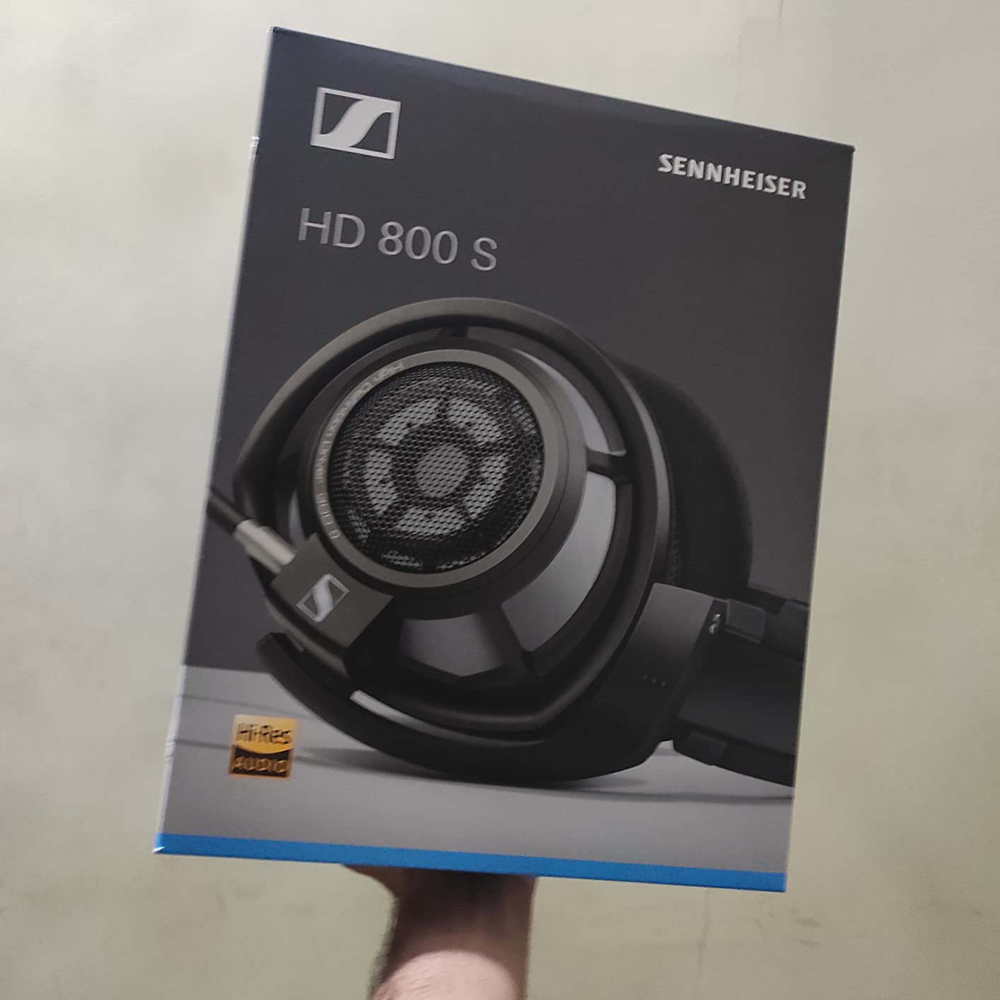 Sennheiser HD 800S Open-Back Hi-Res Audiophile Headphones, German ...