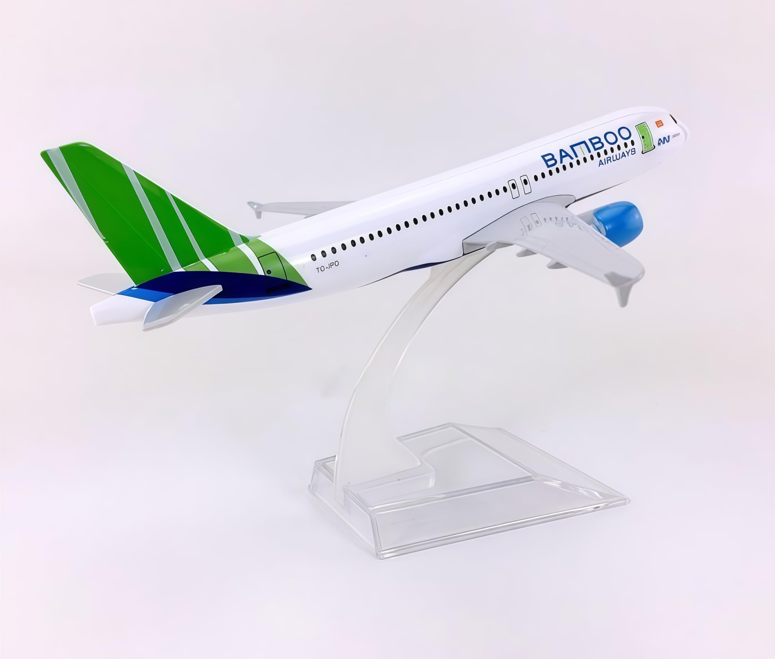 LGSRSNXHTX A320 Bamboo 16cm Diecast Metal Airplane Model Aircraft Model With Stand For Aviation Enthusiast Gift,Model aircraft collection