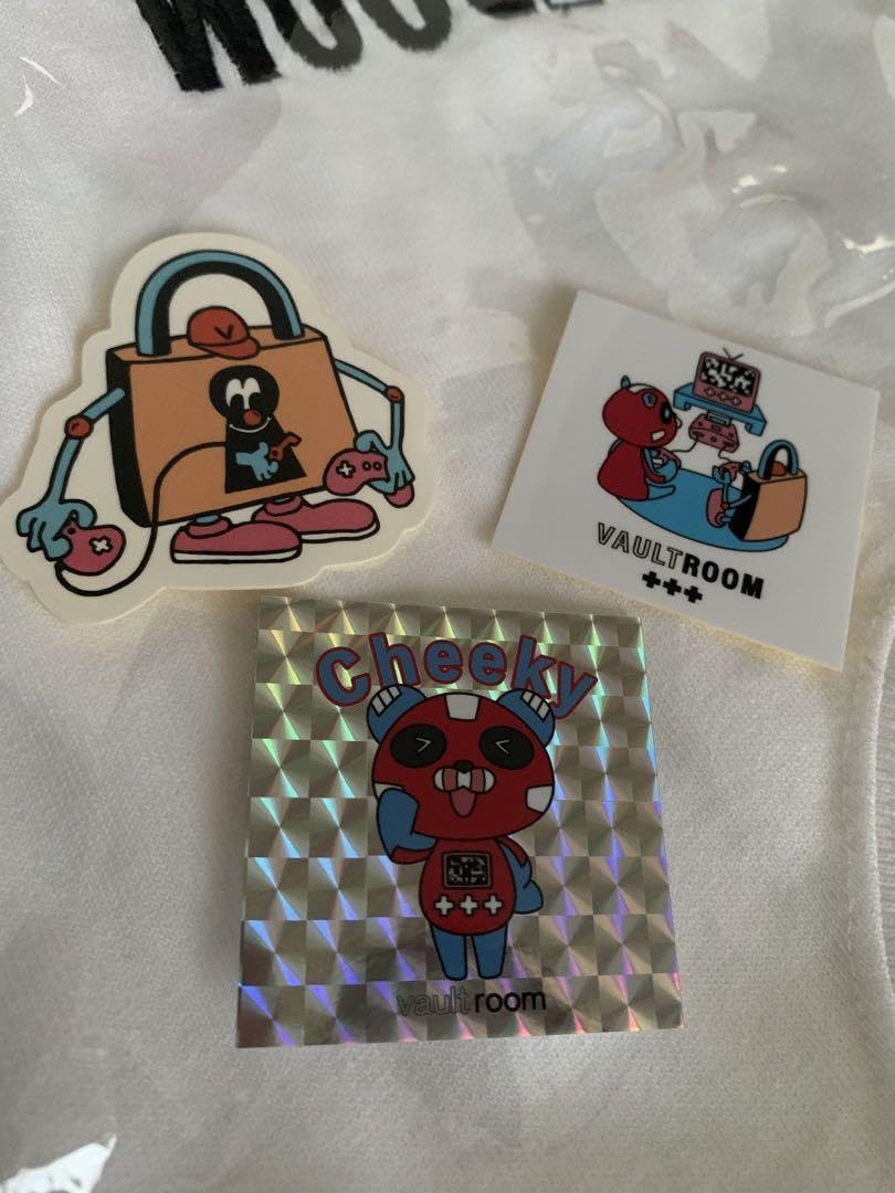 vaultroom キーホルダー　ステッカー VAULTROOM KEY CHAIN