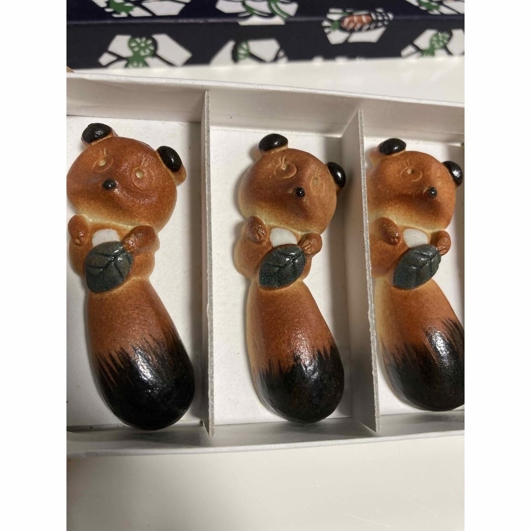 Amazon.co.jp: 信楽焼 陶器 たぬき 箸置き 5点セット : ホーム＆キッチン