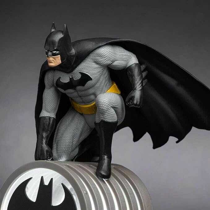 Paladone Paladone Batman Figurine Light - Officially Licensed DC Super Heroes Decor and Gift, Collectible Display Lamp Must Have for DC Comic Fans, USB Powered 27” LED Light photo 2