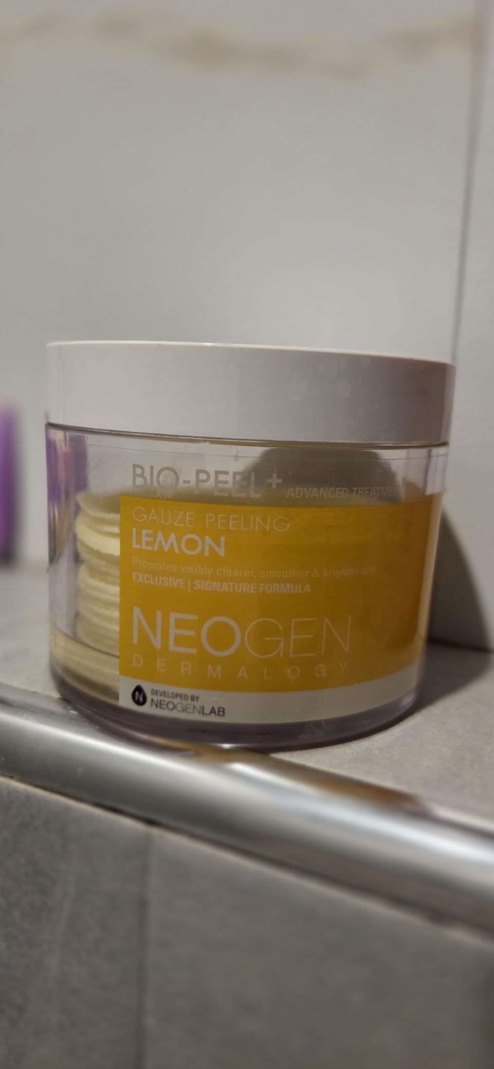 DERMALOGY by NEOGENLAB NEOGEN Lemon PHA Gauze Peeling Pads (30 pads) - Exfoliating Peeling Pad with AHA, BHA, PHA, LHA & Lemon & Glutathione & Niacinamide - Korean Skin Care