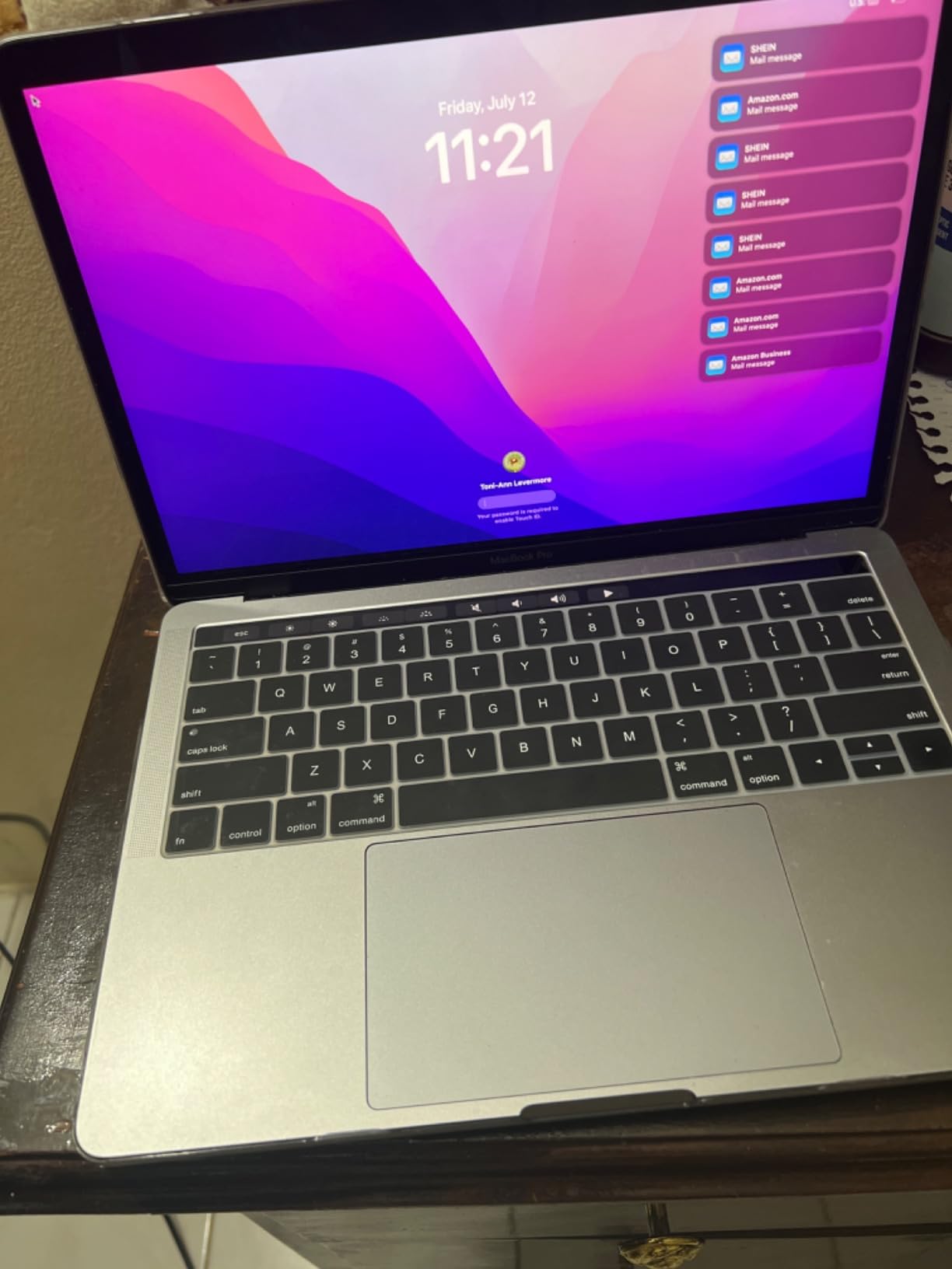 2018 Apple MacBook Pro 13.3" Core i7 2.7GHz 16GB RAM - Silver (Renewed)