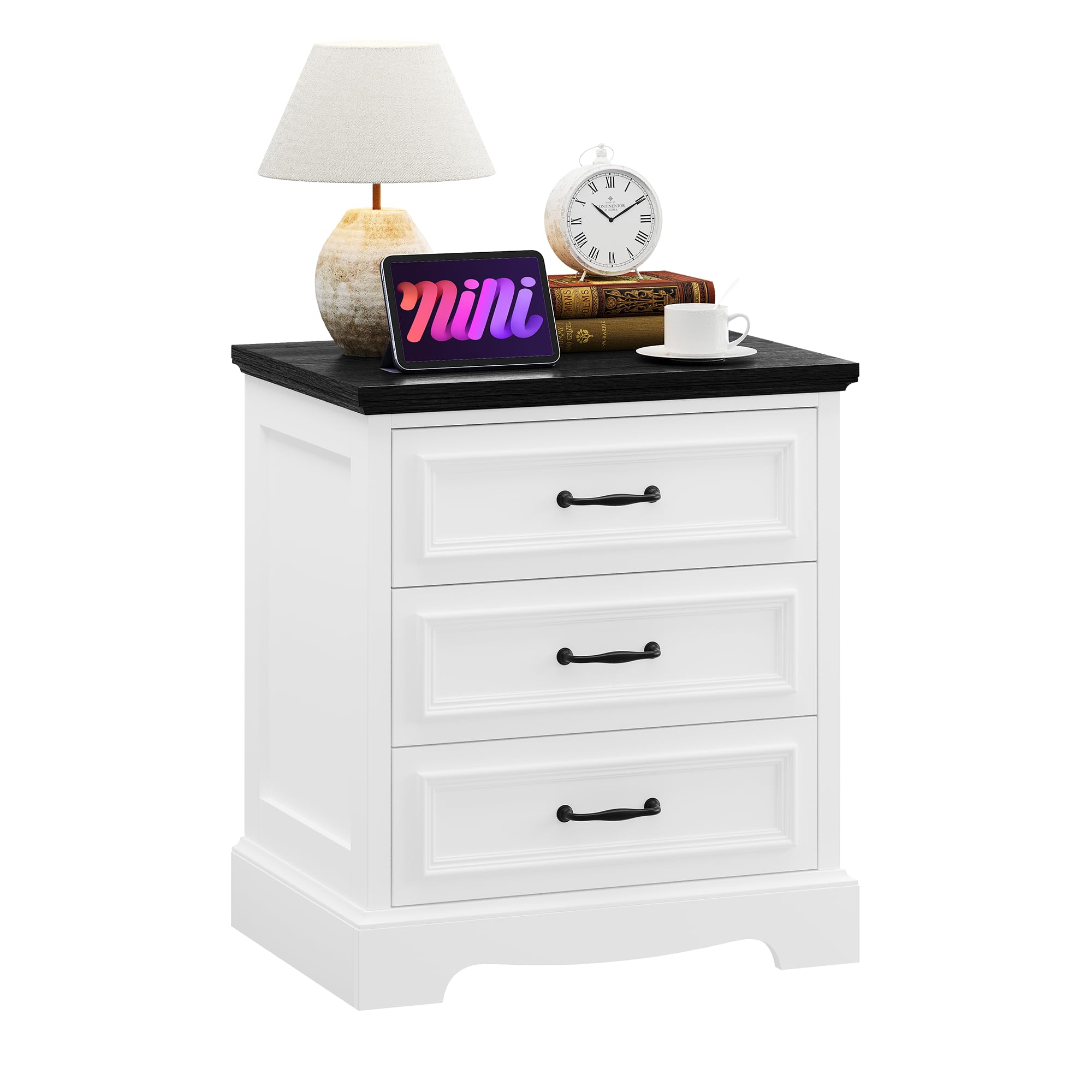 Fynar Farmhouse Nightstand with Charging Station, White