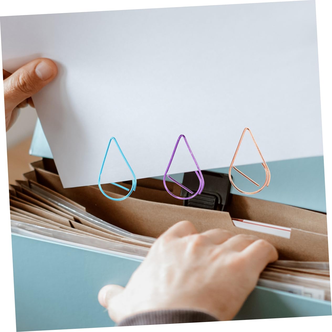VILLCASE 3 Sätze Büroklammer Clips Bunte Bürobedarf Büroklammer Notizklammer Trendy Schreibtischzubehör Metallklammer Stahldraht 100 Stück * 3