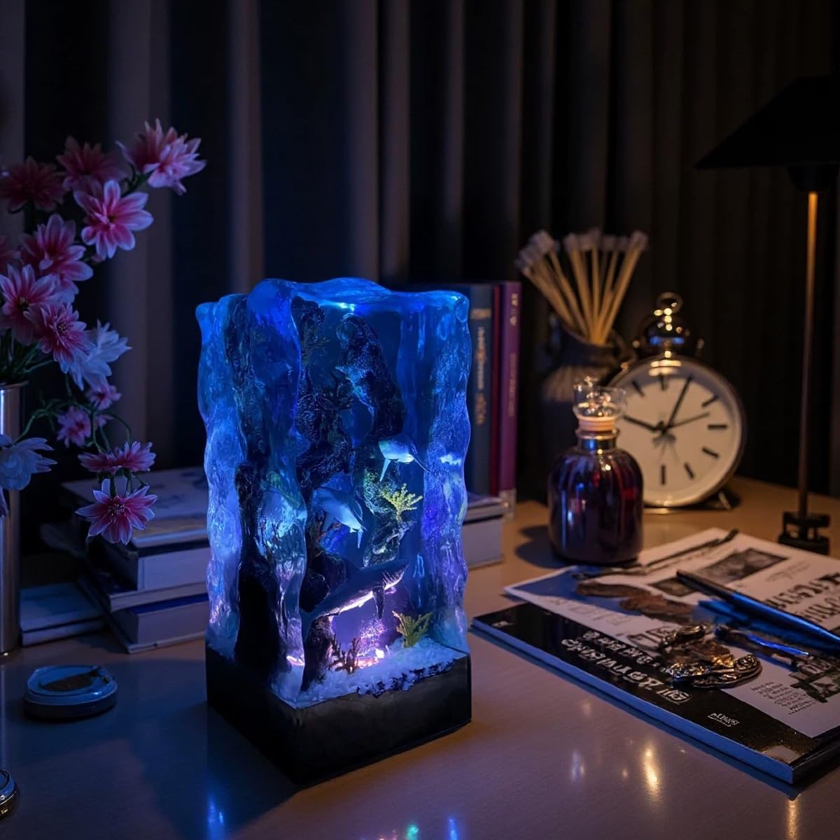 Lampada notturna resina 3D con squalo bianco e subacqueo, base legno RGB LED. Decorazione e regalo per gli amanti del mare