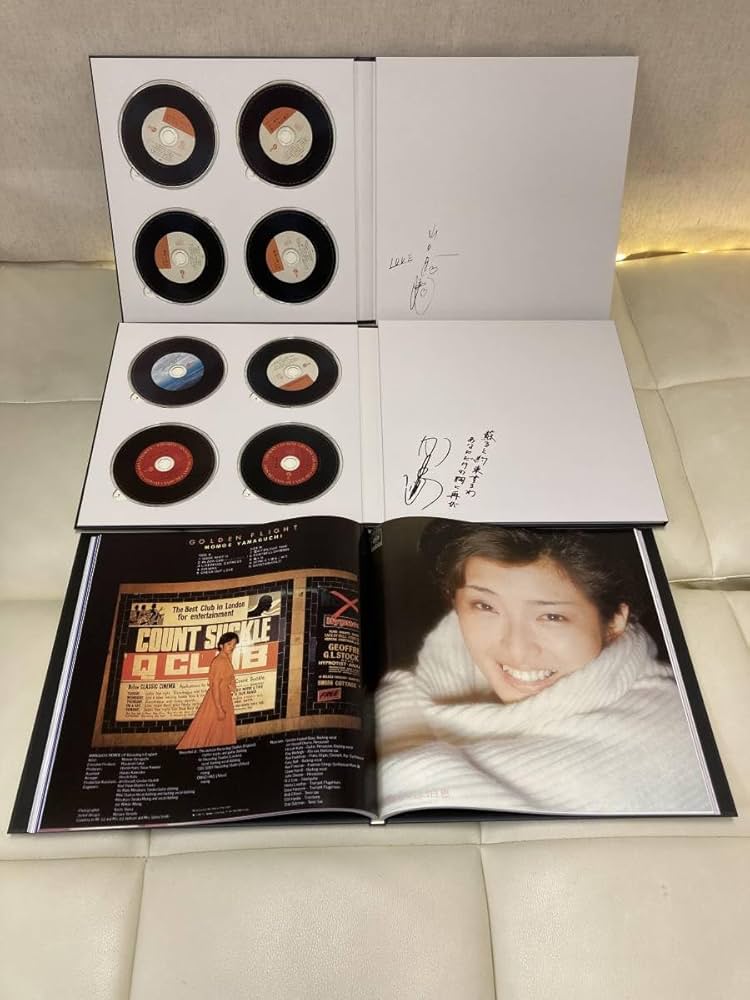 Amazon.co.jp: 山口百恵 デビュー30周年 CD-BOX 完全生産限定版