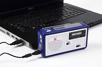ソーラー多機能ラジオライト2300 4way充電 2300mAhバッテリー搭載 スマホに充電可能な防災ライト 手回し充電 ソーラー充電 乾電池 USB充電 ワイ Amazon.co.jp: ソーラー多機能ラジオライト2300 4way充電