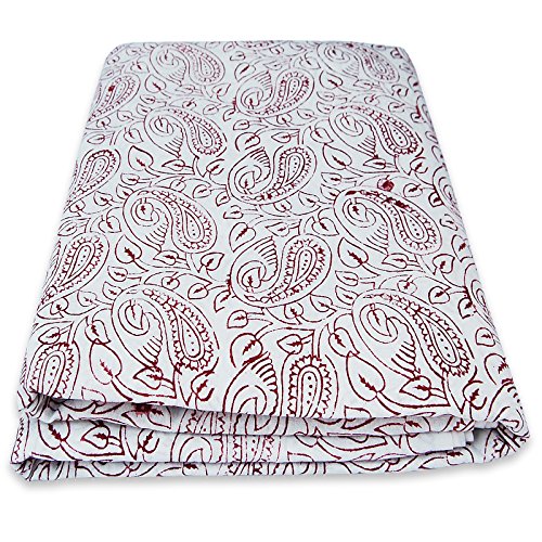 Tissu imprimé indien en coton pour transformer votre salon et créer vos robes d'été