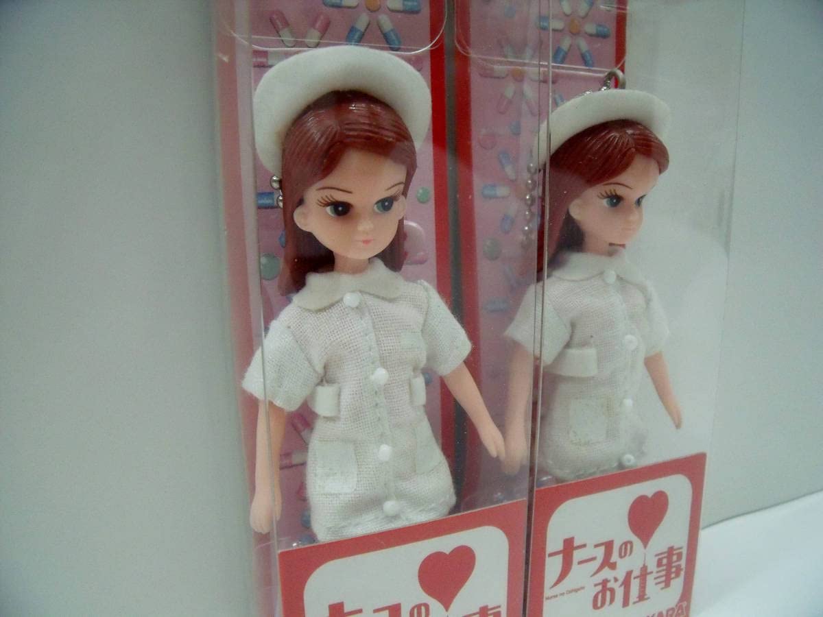 ドールチャーム　ナースちゃん えりえり バレンタインナースちゃんお着替えしました | ドール垢 チャーム