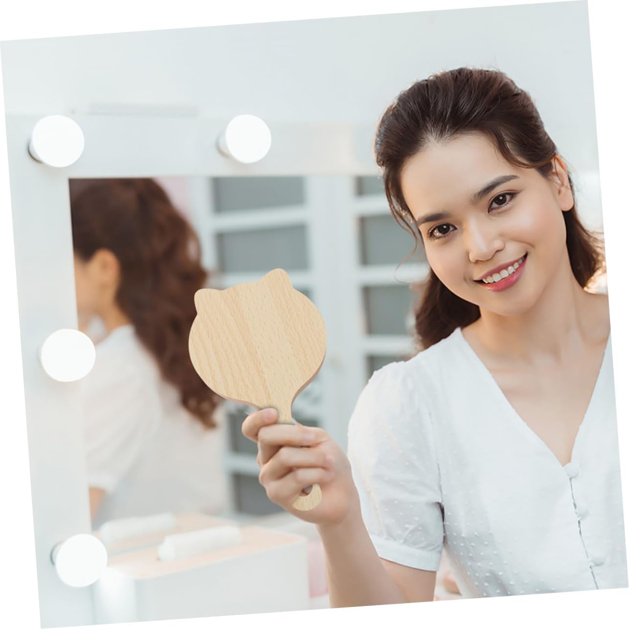 Gatuida 2pcs Handheld Beauty Mirrors Wooden Handle Funky Cat Ears Design for Travel Bedroom