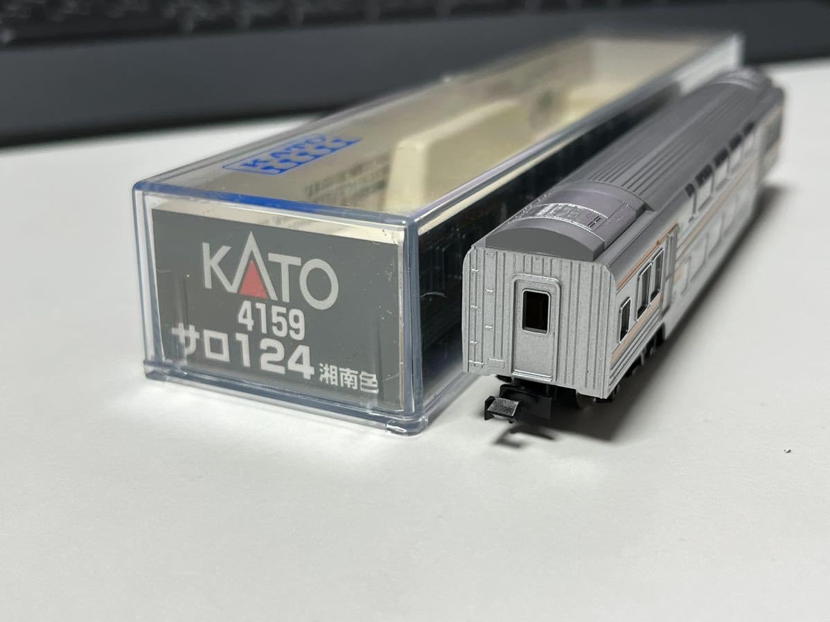 Amazon.co.jp: KATO 4159 サロ124 湘南色 113系 2階建てグリーン車 