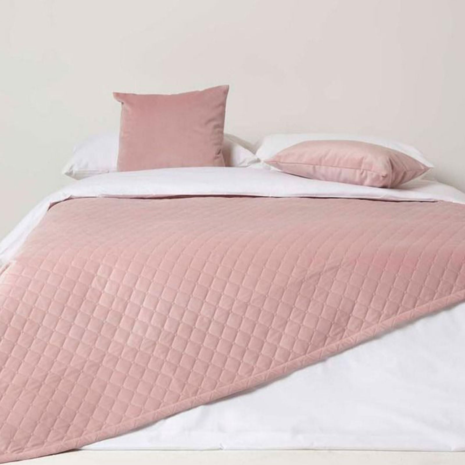 Homescapes Samt-Überwurf 150x200 cm rosa, Wohndecke gesteppt, Couchüberwurf-Decke, weiche Sofadecke