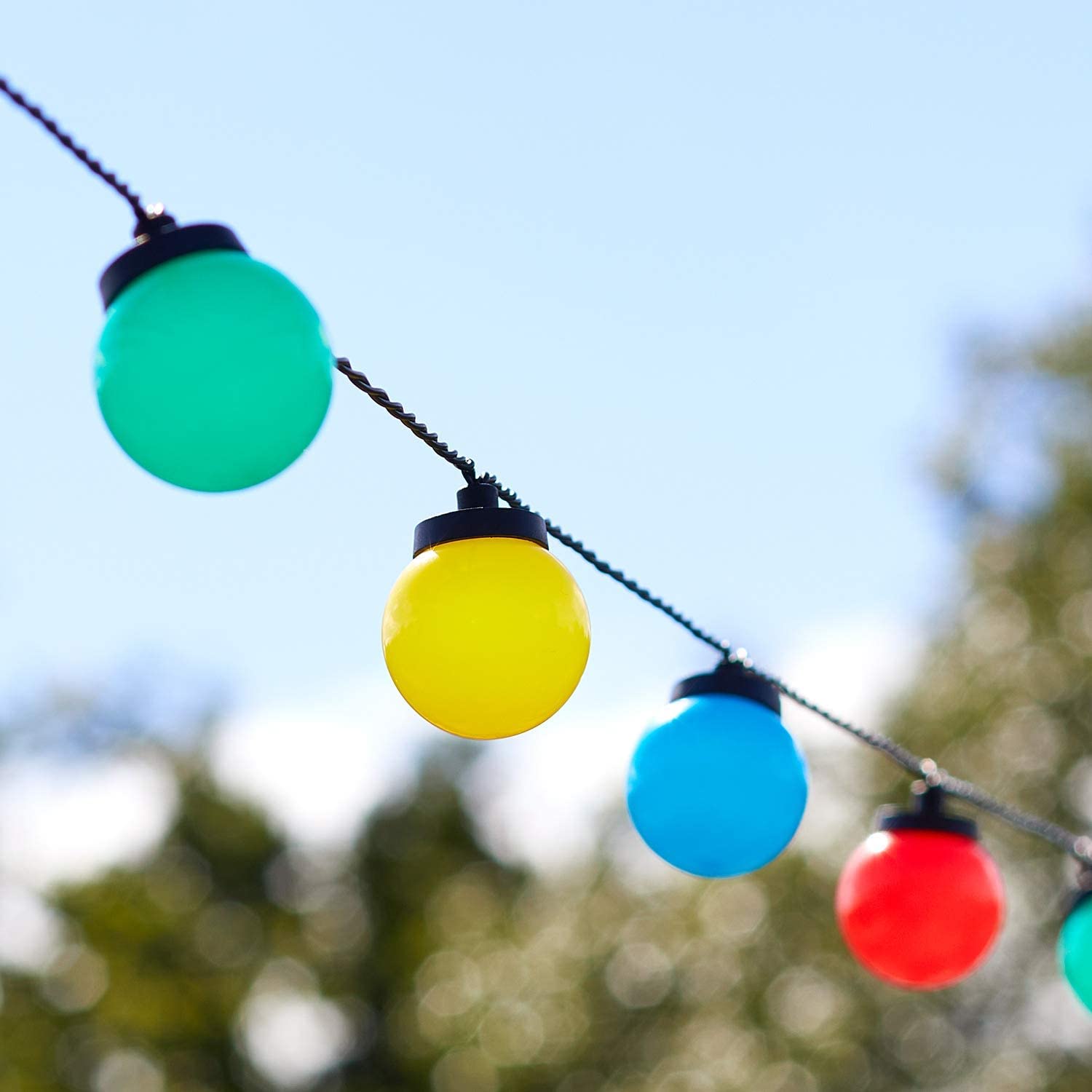Lights4fun 30 LED, 7.25m Multicoloured Festoon Globe String Lights on Black Cable Plug in with Timer, Bedroom, Party - Image 2
