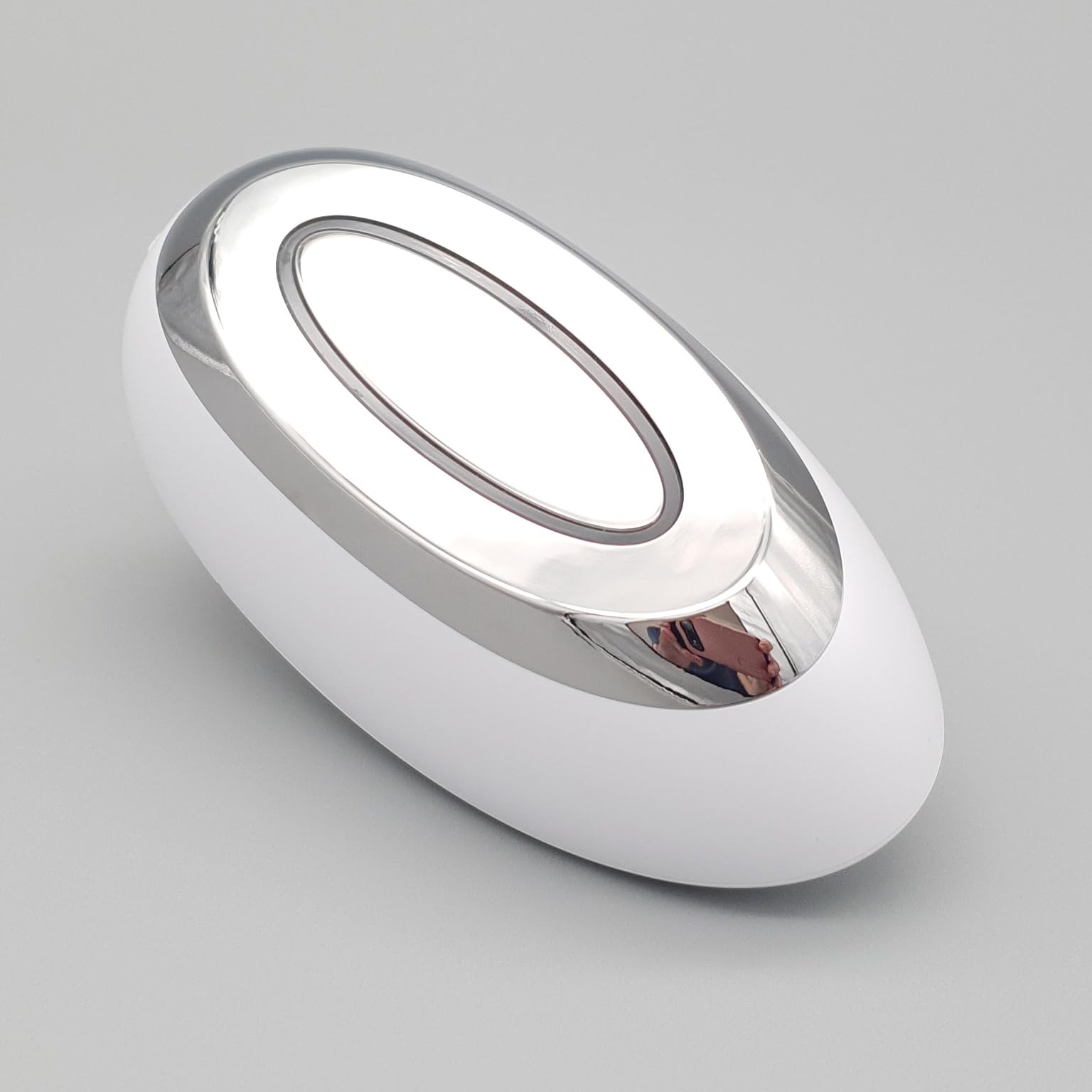 Pure Tone Radiance Pod Dispositivo Skincare 7-in-1 con Risultati Clinicamente Provati – Solleva e Rassoda la Pelle, Riduce le Rughe, Migliora la Luminosità, Aumenta l'Assorbimento dei Cosmetici.