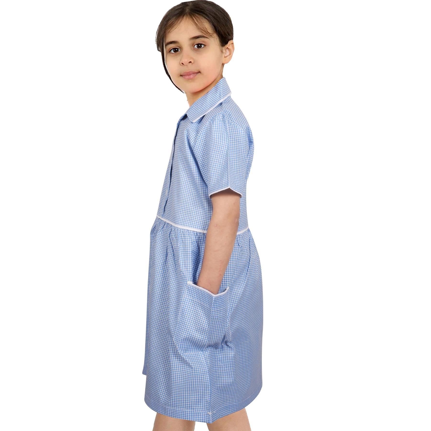 A2Z 4 Kids Mädchen Packung Mit 2 Uniform Schule Kleid Weich Bequem Gingham Kariert Sommer Schulen Kleider Mit Passenden Haargummis Alter 2-14 Jahre