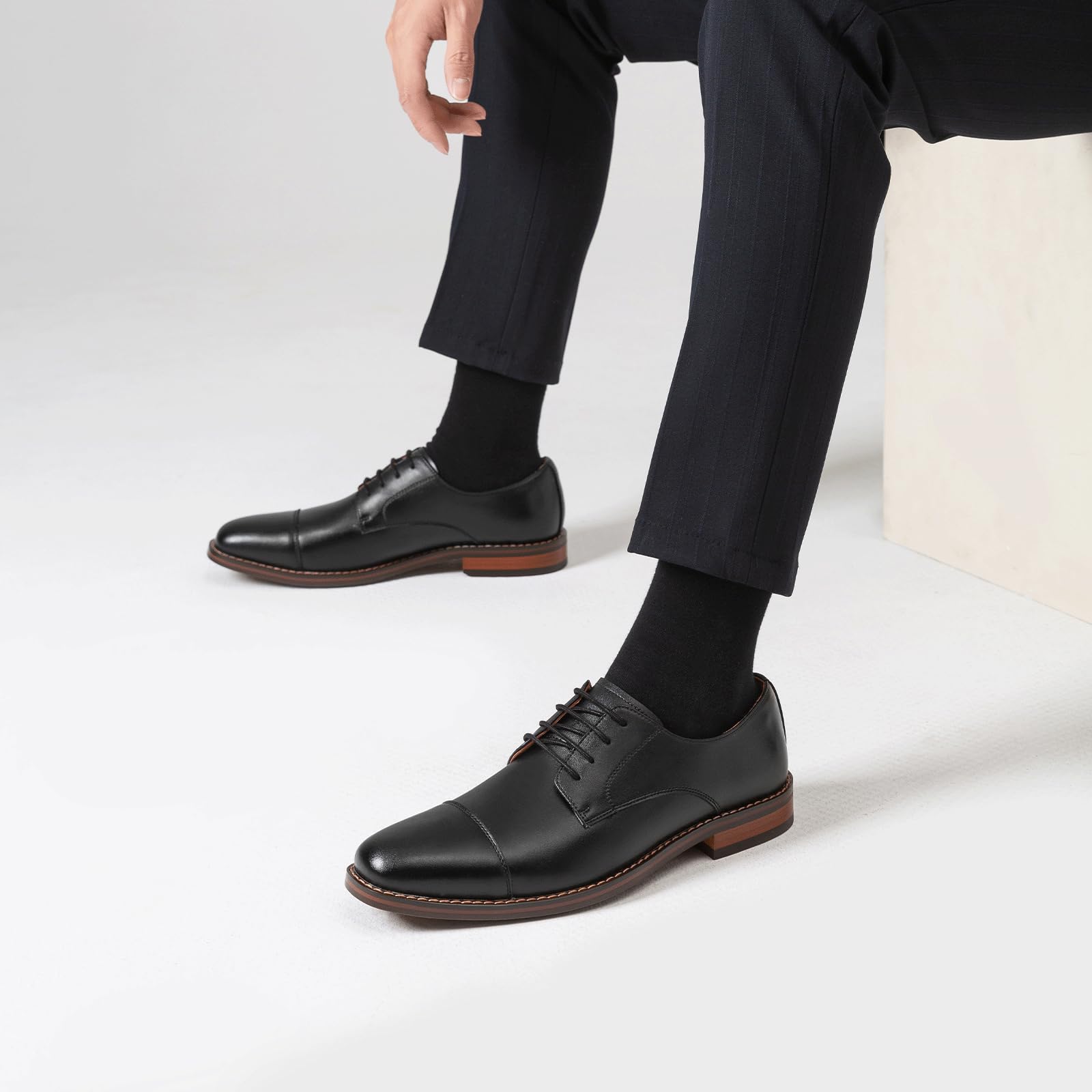 Poerkan Herren Business Schnürschuhe, Hohe Qualität Klassische Oxfords, Komfortable Vielzweckige Schuhe, Schwarz & Braun
