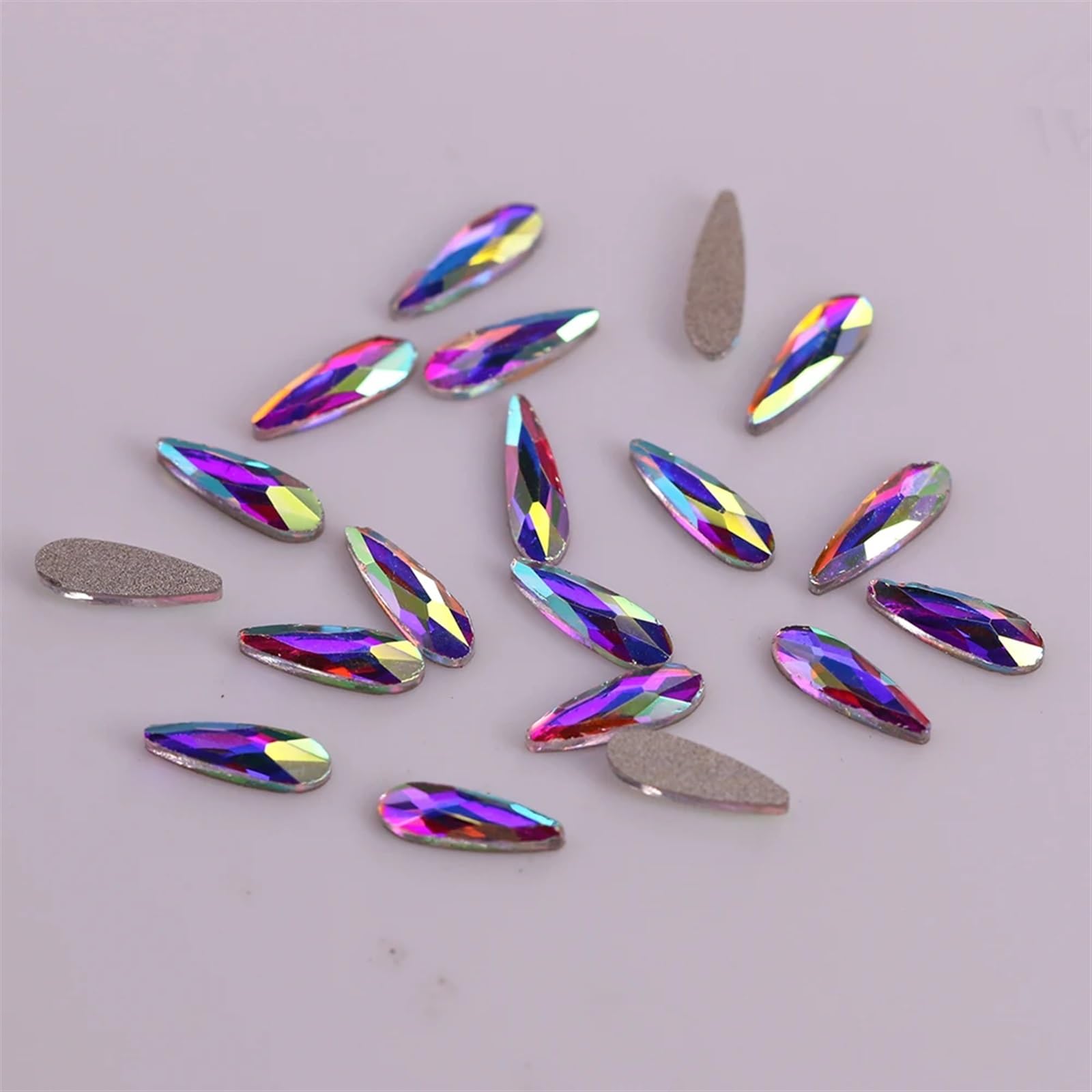 Hotfix Strasssteine Flatback Strasssteine, Crystal AB Regentropfen, nicht aufklebbar, flache Rückseite, Nailart-Kristalle zur Dekoration, 144 Stück